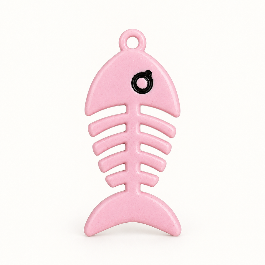 LITTLE TROUBLE FISHBONE CHARM